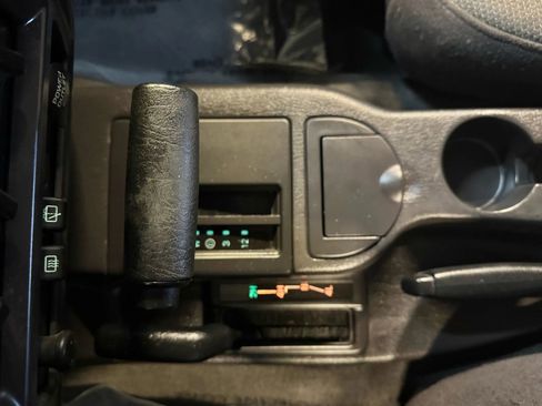 Used 2000 Jeep Cherokee SE AWD/4WD image 17