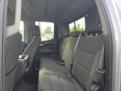 Used 2023 GMC Sierra 1500 Elevation w/ Preferred Package image 17