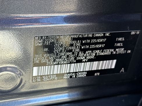 Used 2019 Toyota RAV4 LE AWD/4WD image 32