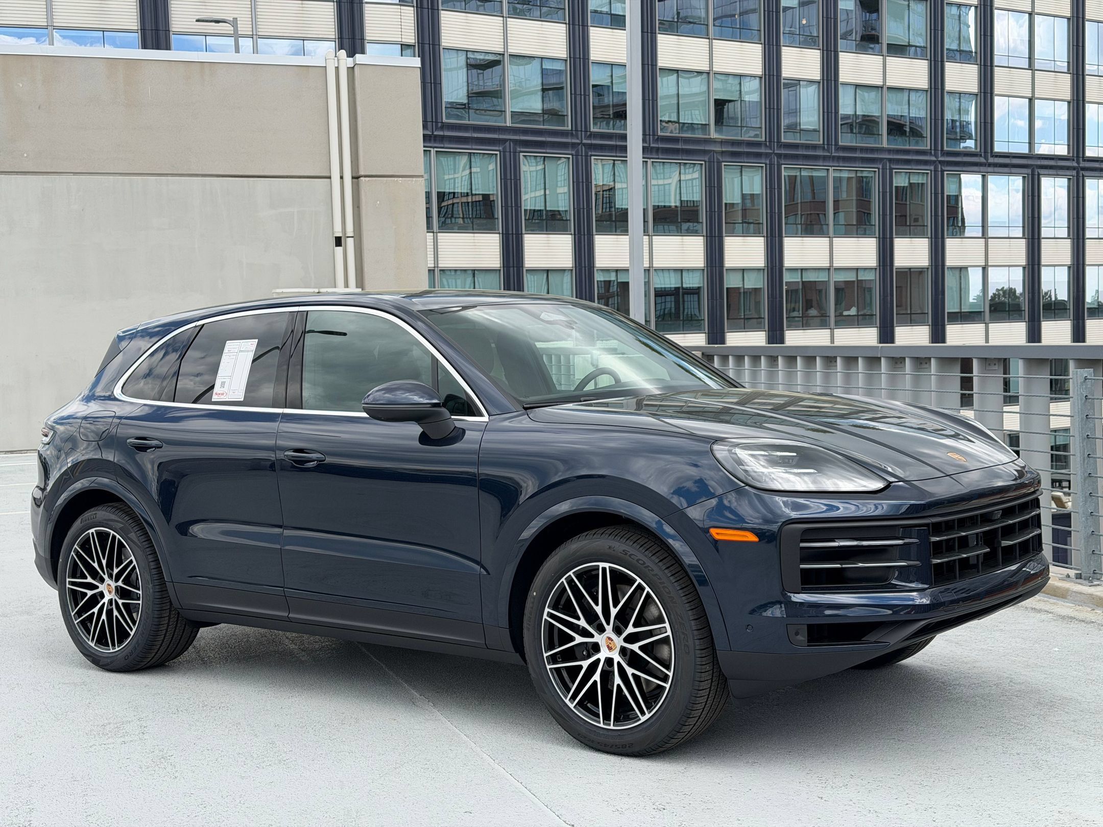 Used 2026 Porsche Cayenne AWD/4WD image 9