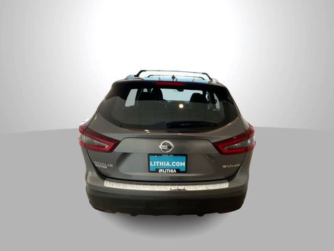 Used 2020 Nissan Rogue Sport SV image 7
