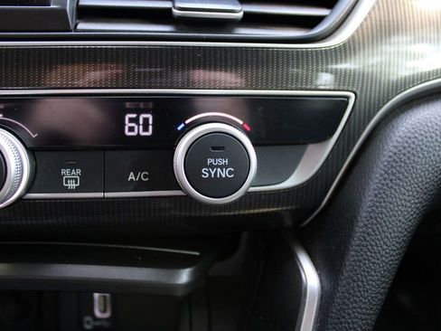 Used 2019 Honda Accord Sport image 17