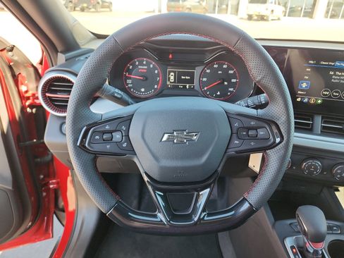 New 2026 Chevrolet Trax RS w/ Sunroof Package image 17