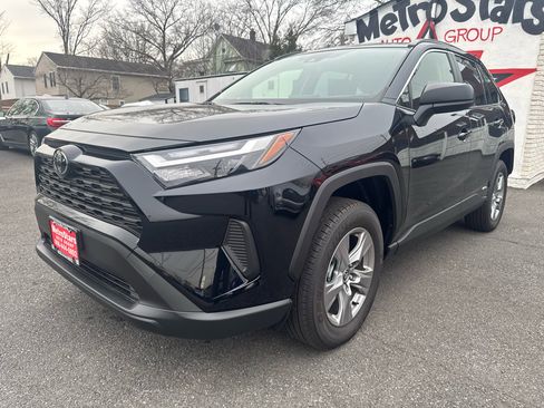 Used 2025 Toyota RAV4 LE image 3