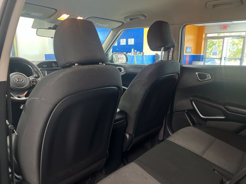 Used 2020 Kia Soul S FWD image 16