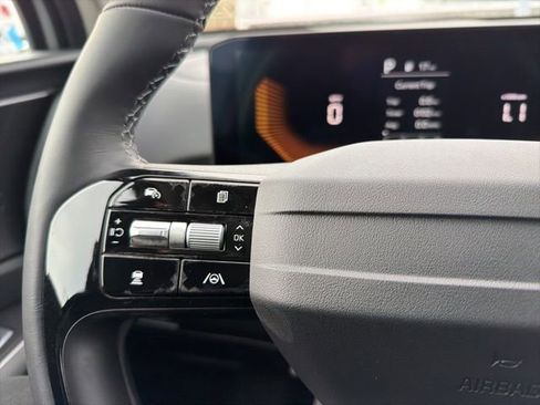 New 2026 Kia Sorento S image 18