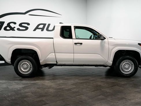 Used 2025 Toyota Tacoma SR RWD image 8
