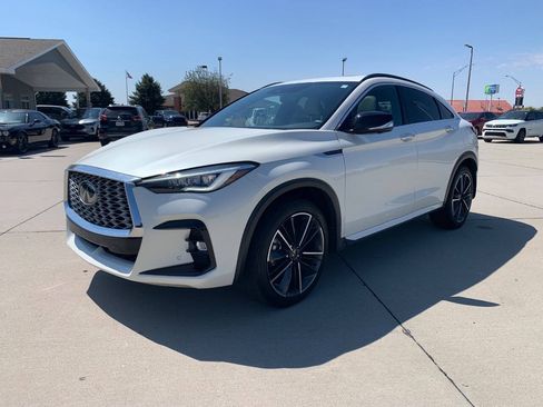 Used 2023 INFINITI QX55 Essential w/ Cargo Package AWD/4WD image 6