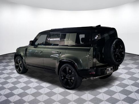 New 2026 Land Rover Defender 110 X-Dynamic SE AWD/4WD image 3