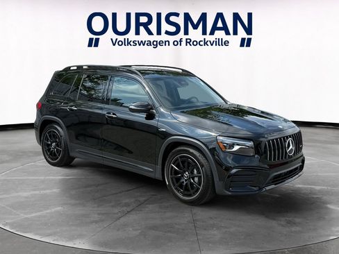 Used 2025 Mercedes-Benz GLB 35 AMG 4MATIC image 1