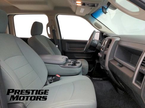Used 2019 RAM 1500 Express w/ Wheel & Sound Group AWD/4WD image 24