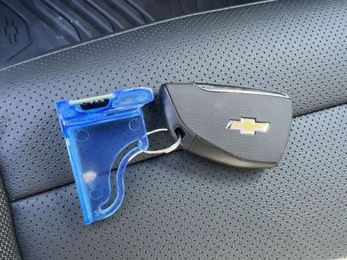 New 2026 Chevrolet Equinox EV LT image 32