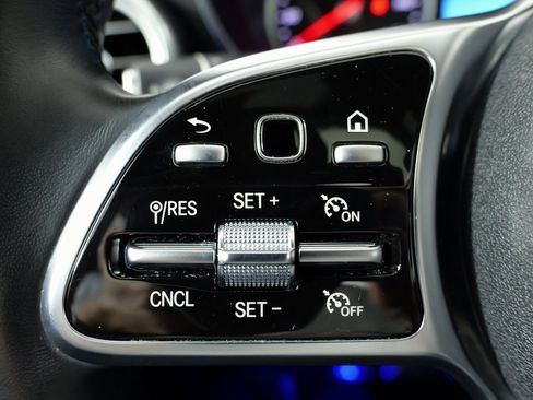 Used 2020 Mercedes-Benz C 300 4MATIC Sedan image 45