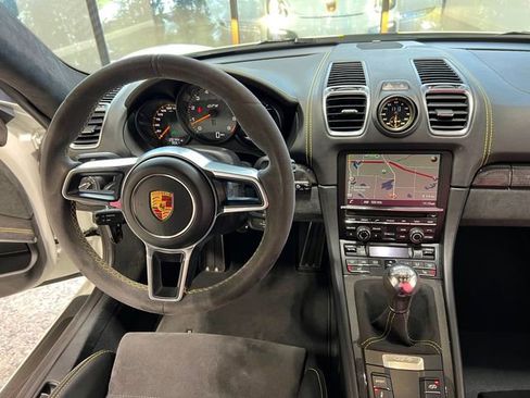 Used 2016 Porsche Cayman GT4 image 22