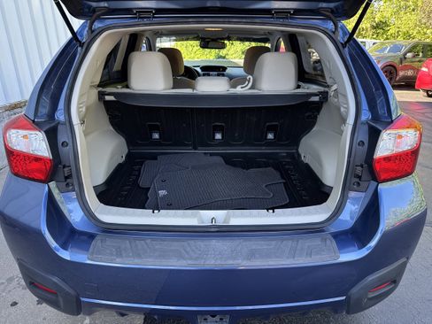 Used 2014 Subaru Crosstrek 2.0i Premium w/ Moonroof Package AWD/4WD image 11