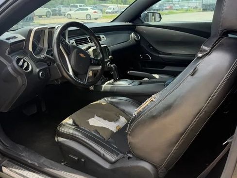 Used 2013 Chevrolet Camaro SS w/ RS Package RWD image 9