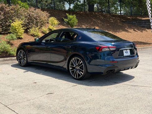 Used 2021 Maserati Ghibli Trofeo RWD image 5