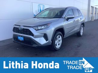Used 2020 Toyota RAV4 LE w/ All Weather Liner Package AWD/4WD video 1