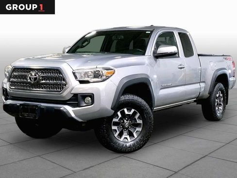 Certified 2017 Toyota Tacoma TRD Off-Road w/ Premium & Technology Package AWD/4WD image 1
