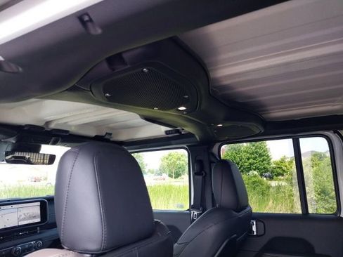 New 2025 Jeep Wrangler Sahara image 9