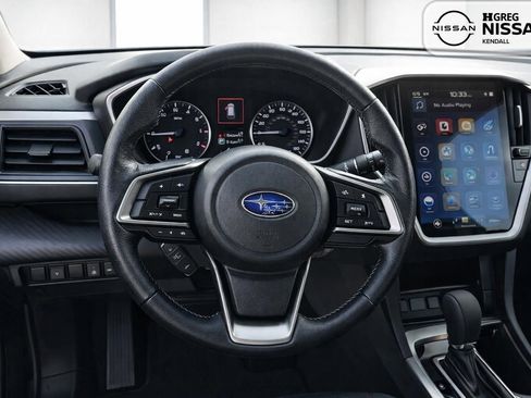 Used 2023 Subaru Ascent Premium AWD/4WD image 9