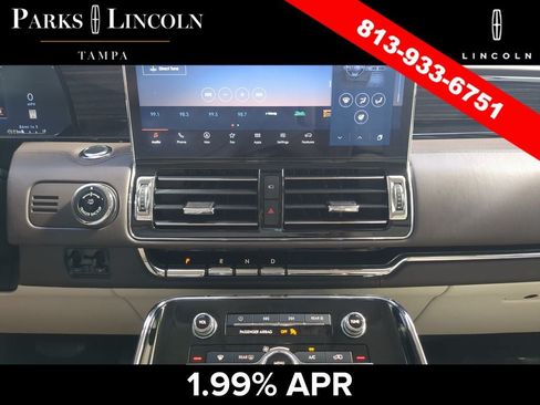 Certified 2024 Lincoln Navigator Black Label AWD/4WD image 23