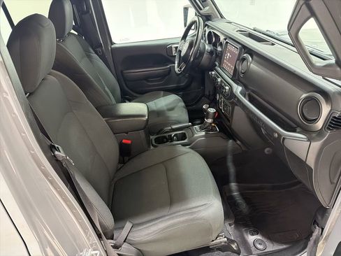 Used 2022 Jeep Wrangler Unlimited Sport image 30