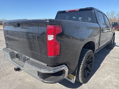 Used 2023 Chevrolet Silverado 1500 LT w/ Protection Package image 2