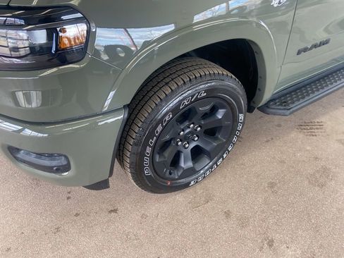 New 2026 RAM 1500 4x4 Crew Cab image 4