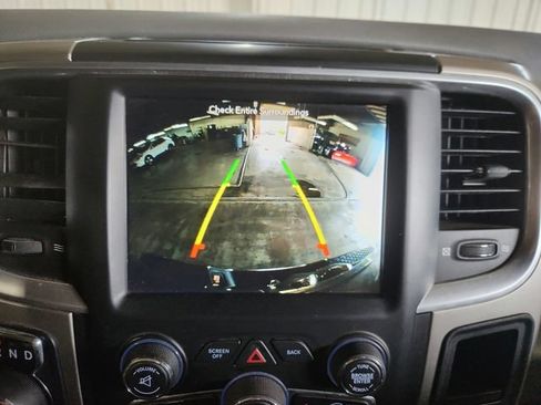 Used 2019 RAM 1500 Classic SLT w/ SLT Plus D←cor Group AWD/4WD image 23