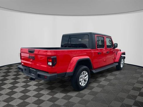 Certified 2023 Jeep Gladiator Sport image 5