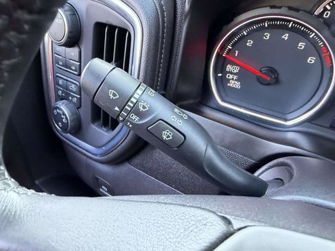 Used 2020 Chevrolet Silverado 1500 RST AWD/4WD image 31