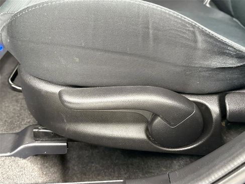 Used 2010 MAZDA MAZDA3 s Sport image 27