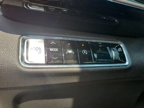 Used 2024 Buick Envision Sport Touring AWD/4WD image 22
