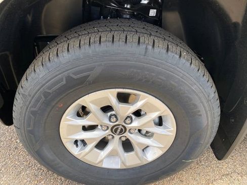 New 2026 Nissan Frontier S image 24