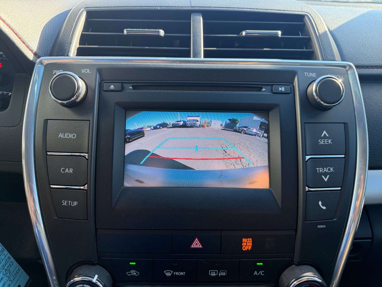 Used 2017 Toyota Camry SE FWD image 22