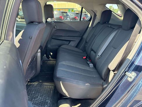 Used 2017 Chevrolet Equinox LT w/ Convenience Package FWD image 11