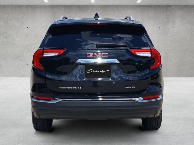 Used 2024 GMC Terrain SLT AWD/4WD image 16