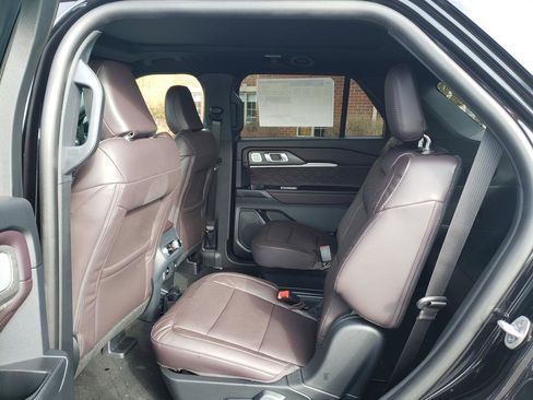 New 2026 Ford Explorer Platinum w/ LUX Leather Package image 14