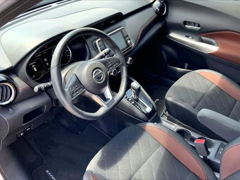 Used 2019 Nissan Kicks SR FWD image 18