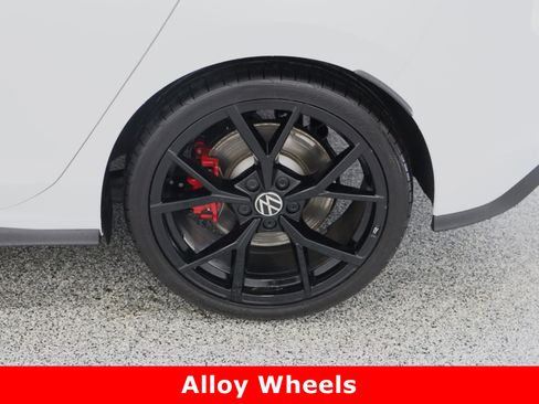 Used 2024 Volkswagen GTI S image 10