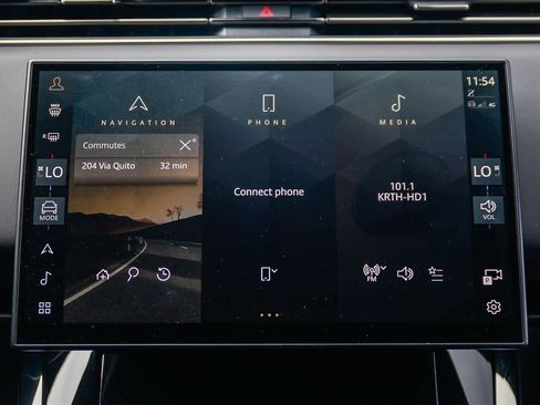 Used 2024 Land Rover Range Rover Sport Dynamic SE image 14