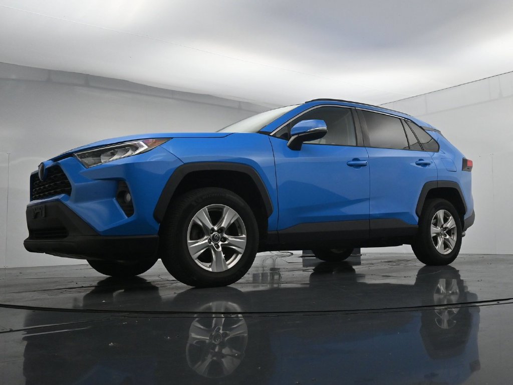 Used 2021 Toyota RAV4 XLE AWD/4WD image 20