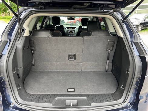 Used 2017 Chevrolet Traverse LT AWD/4WD image 13