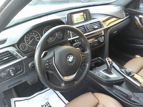 Used 2017 BMW 330i xDrive xDrive image 21