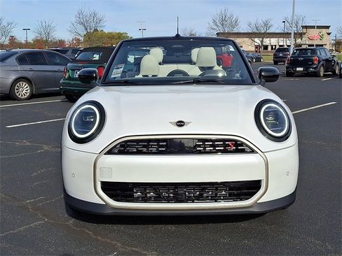 New 2026 MINI Cooper S image 2