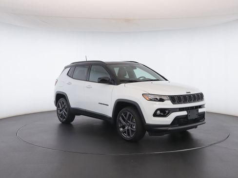 New 2026 Jeep Compass Limited w/ Sun, Sound & Navigation Group image 34