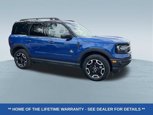Used 2024 Ford Bronco Sport Outer Banks AWD/4WD image 2