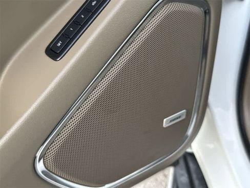 Used 2020 Chevrolet Suburban Premier image 26