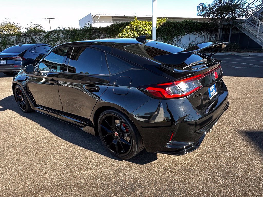 Used 2023 Honda Civic Type R image 11